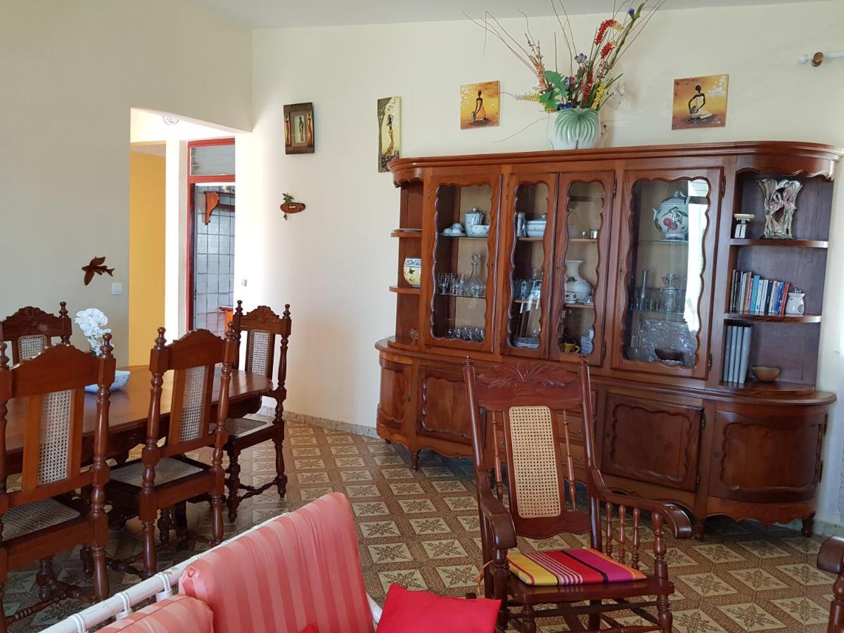 La Maison Aux Orchidees Petit-Bourg Exteriör bild
